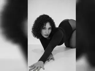 Streamate Sex Cam of salmaanaur