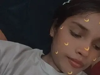 Streamate Free Porn Cam of ArtiBeauti