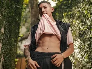 Streamate Nude Webcam of Scook_Gray
