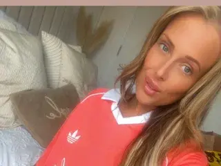 Streamate Sex Cam of XStunningStellaX