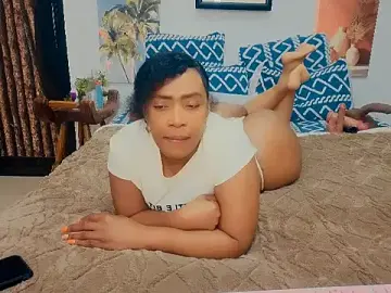 Stripchat Best Webcam of GiantBootyMilf