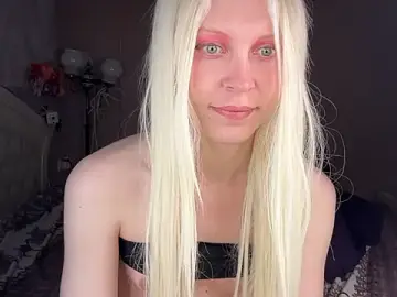 Stripchat Best live sex cam show of _evielle_