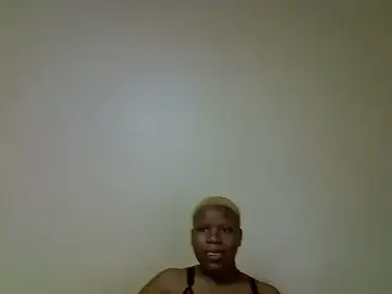 Stripchat Live Sex Cam of Mini_goddess