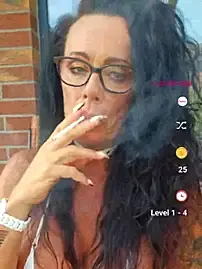 Stripchat Sex Cam of Misses-Cougar