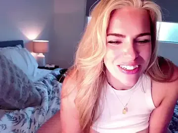 Stripchat Adult Webcam of oliviafranciis