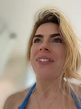 Stripchat Nude Webcam of oliviafranciis
