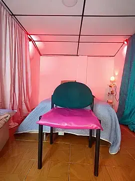 Stripchat Watch Live Sex Cams of Megan_Roouse