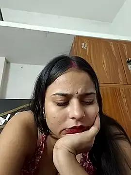 Stripchat Free Live Porn of Mummy_jii1