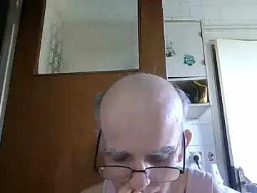 Stripchat Live Sex Cam of mariusica1@xh