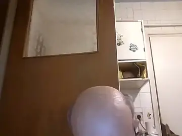 Stripchat Live Porn of mariusica1@xh
