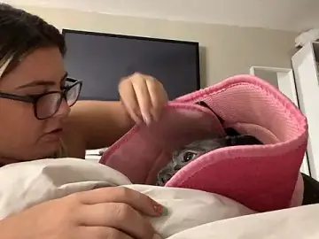 Stripchat Watch Live Sex Cams of hiddensecretxx