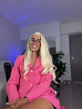 Stripchat Watch Live Sex Cams of miss_tatiana_