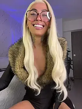 Stripchat Watch Live Sex Cams of miss_tatiana_
