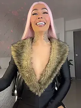 Stripchat Free Porn Cam of miss_tatiana_
