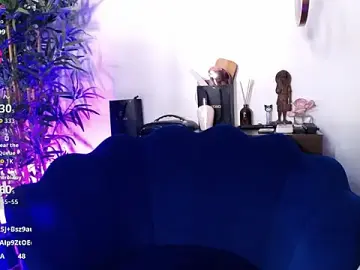 Stripchat Live Sex Cam of CreamyInkky_