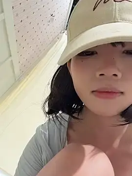 Stripchat Free Porn Cam of Yiyi-707