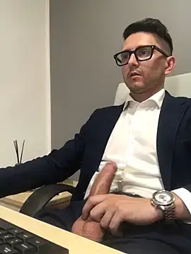 Stripchat Live Sex of masterboss_