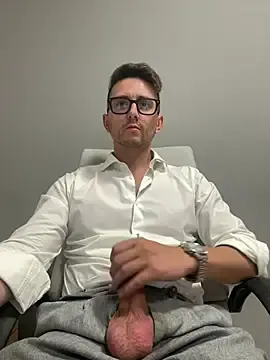Stripchat Sex Chat of masterboss_