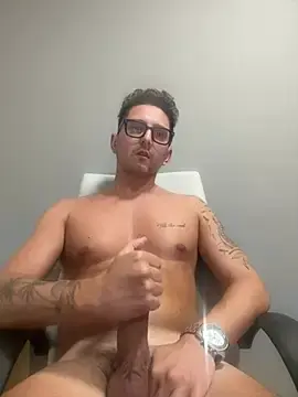 Stripchat Private Sex Chat of masterboss_