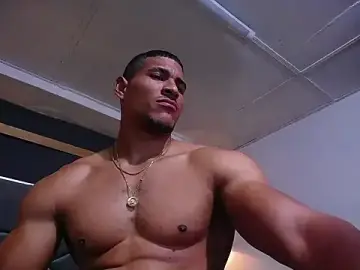 Stripchat Live Sex Cam of teddyfit19cm
