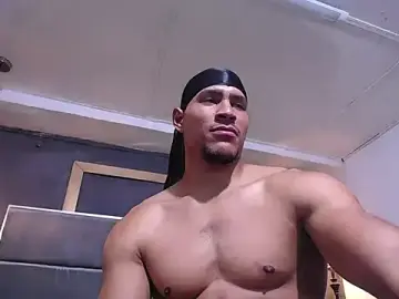 Stripchat Sex Cam of teddyfit19cm