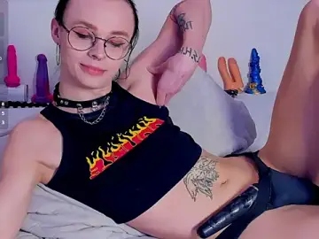 Stripchat Adult Video Chat of KatashiSenpai