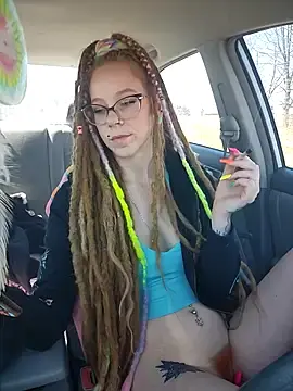 Stripchat Free Porn Cam of LucidLucy