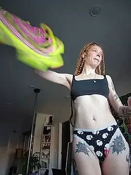 Stripchat Watch Live Sex Cams of LucidLucy