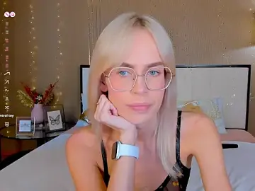 Stripchat Adult Webcam of bellatip