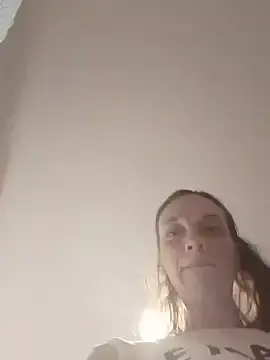 Stripchat Live Porn of squirtqueenwus