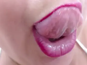 Stripchat Best Webcam of Kerly_Doll