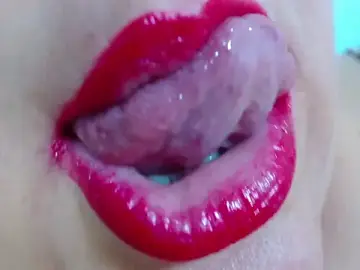 Stripchat Live Sex of Kerly_Doll