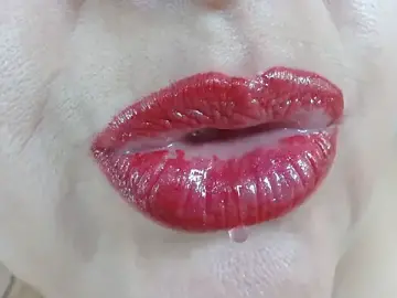 Stripchat Free Live Porn of Kerly_Doll