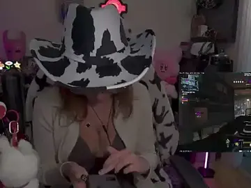 Stripchat Nude Webcam of SpaceCowWhore