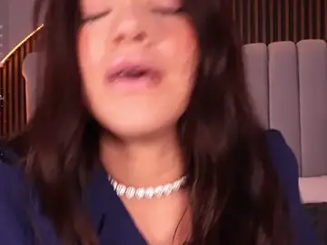 Stripchat Adult Video Chat of emperatriz_reyes