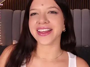 Stripchat Free Porn Cam of emperatriz_reyes