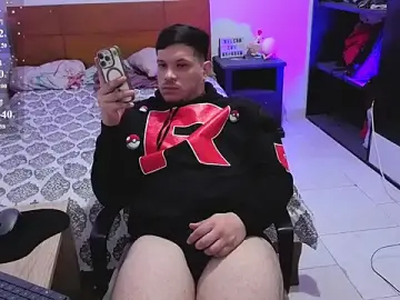 Stripchat Adult Webcam of ryden_01