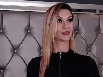 Stripchat Live Sex Cam of MayaHale