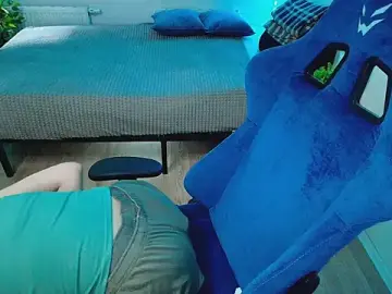 Stripchat Watch Live Sex Cams of CranberryHot