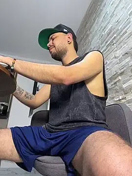 Stripchat Free Live Porn of JuanY_David