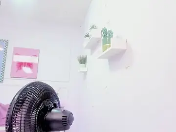 Stripchat Sex Cam of Sharon_Adamss