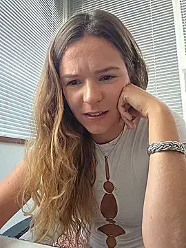 Stripchat Live Porn of lucie_mehott