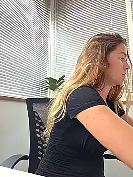 Stripchat Free Live Porn of lucie_mehott