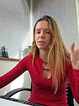 Stripchat Live Sex Cam of lucie_mehott