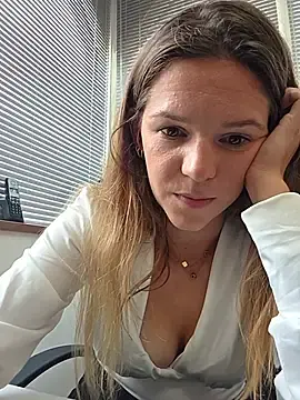 Stripchat Sex Chat of lucie_mehott