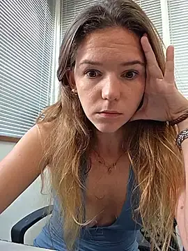 Stripchat Free Live Porn of lucie_mehott