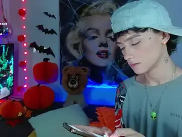 Stripchat Watch Live Sex Cams of maxiy_001