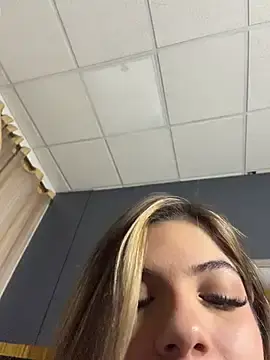 Stripchat Adult Webcam of AngelBlushXXX