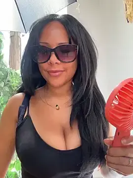 Stripchat Free Porn Cam of HaileyDiana