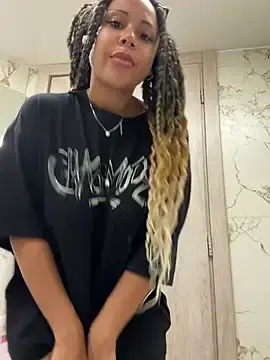 Stripchat Free Live Porn of HaileyDiana